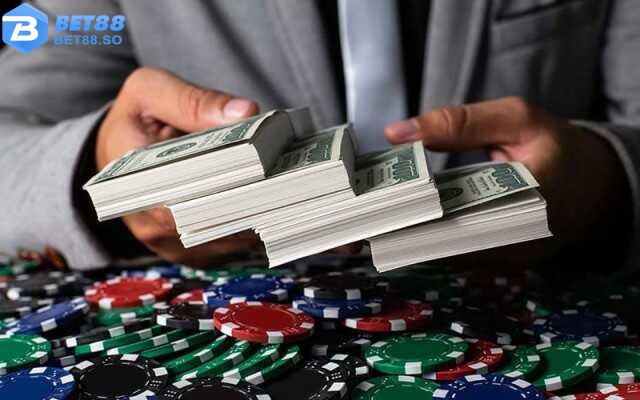 Tại sao việc quản lý bankroll lại rất quan trọng khi chơi Poker?
